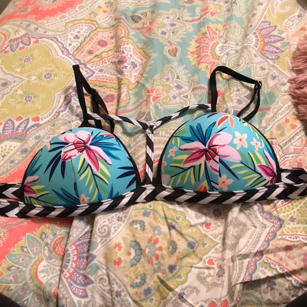 Bathing suit top